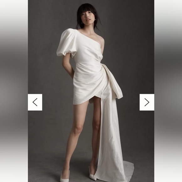 Sachin + Babi Dresses & Skirts - Sachin & Babi Dorien Puffed One-Shoulder Bow Train Wrap Mini Dress. Size 2.
